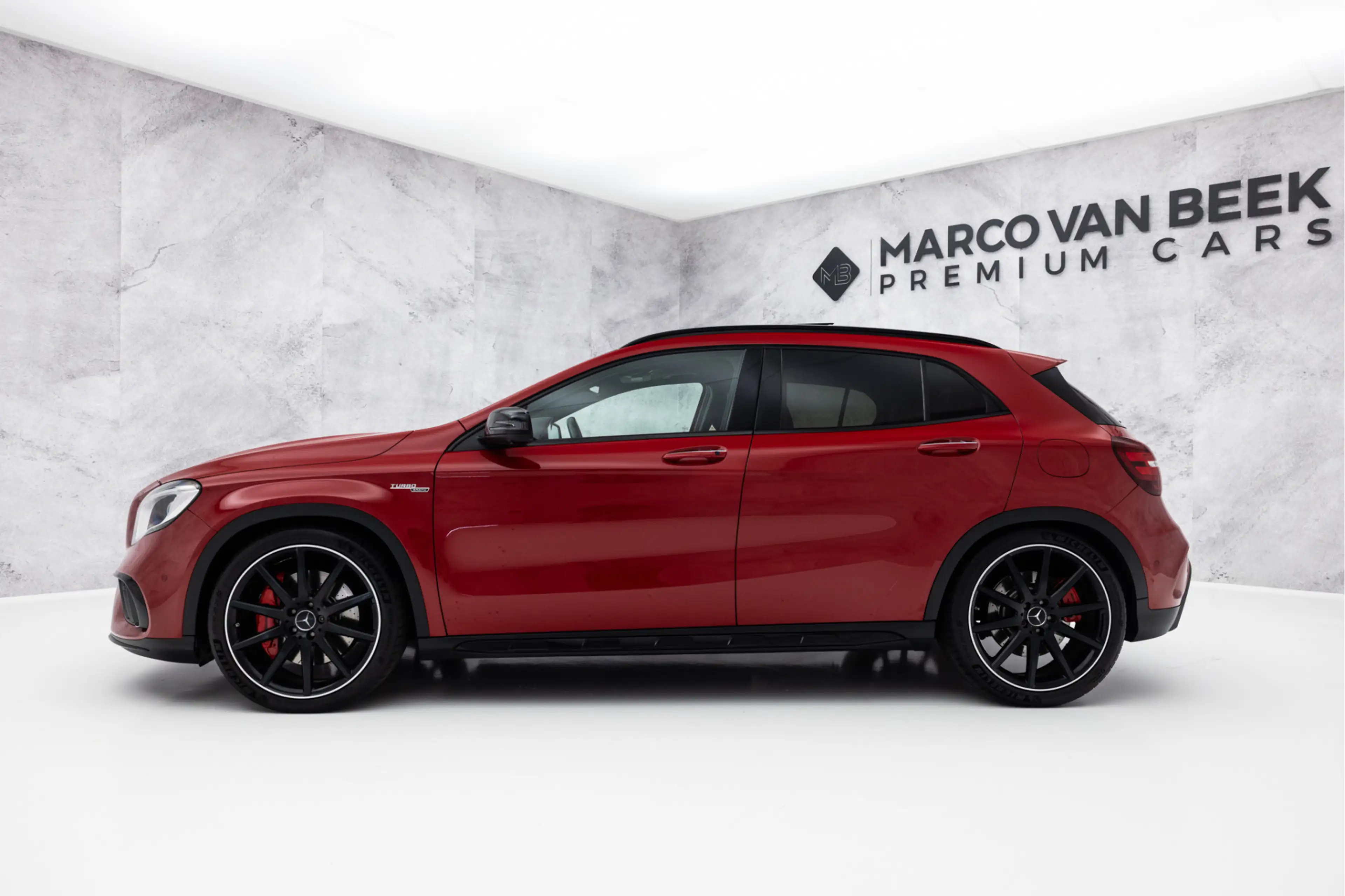 Mercedes-Benz GLA 45 AMG 4MATIC 381 PK Premium+ | Pano | Sportuitlaat | Mem — photo 5