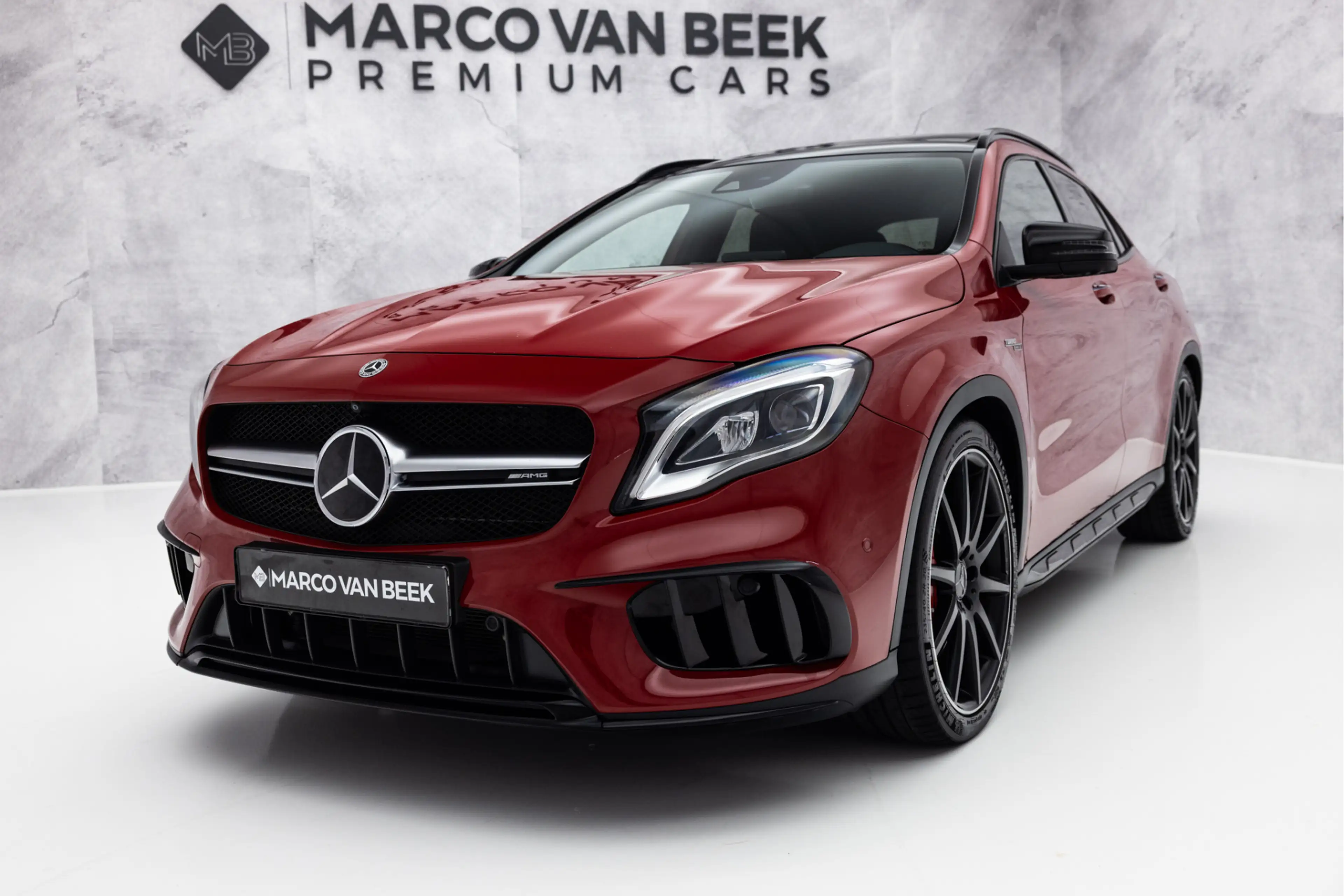 Mercedes-Benz GLA 45 AMG 4MATIC 381 PK Premium+ | Pano | Sportuitlaat | Mem — photo 7