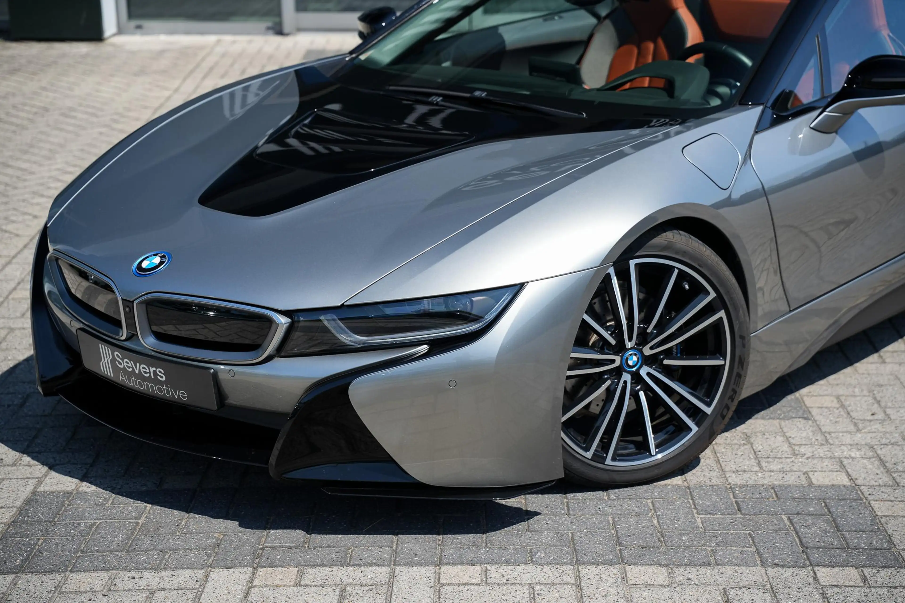BMW i8 Roadster 1.5 | BMW Individual Donington Grau metal — photo 25