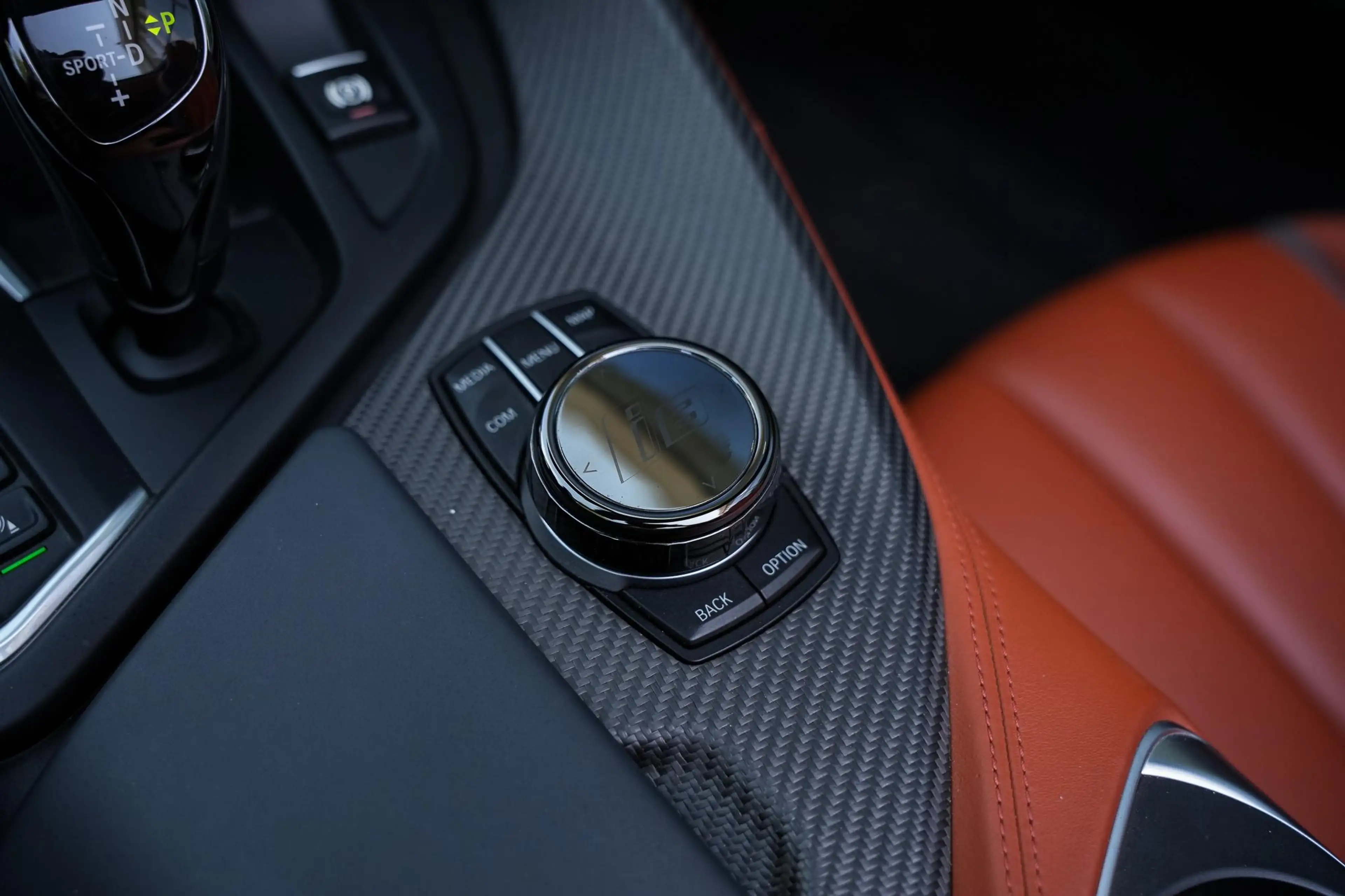 BMW i8 Roadster 1.5 | BMW Individual Donington Grau metal — photo 16