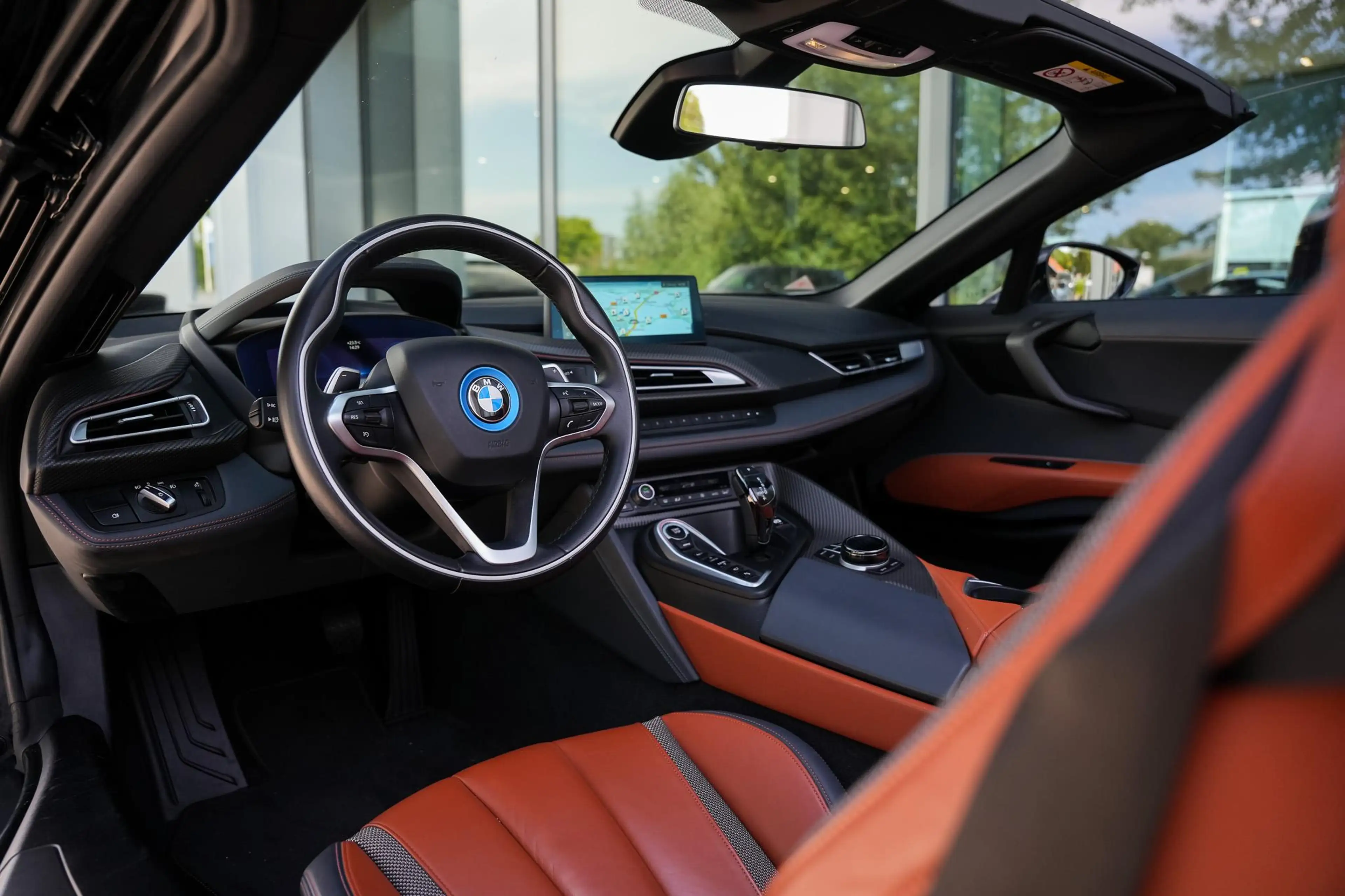 BMW i8 Roadster 1.5 | BMW Individual Donington Grau metal — photo 4