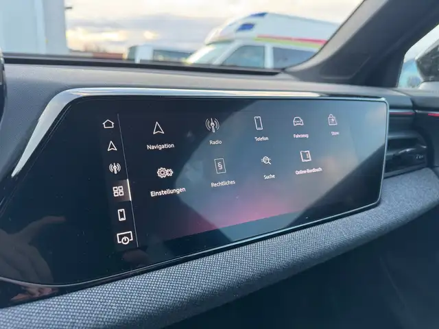 Audi A5 view 11