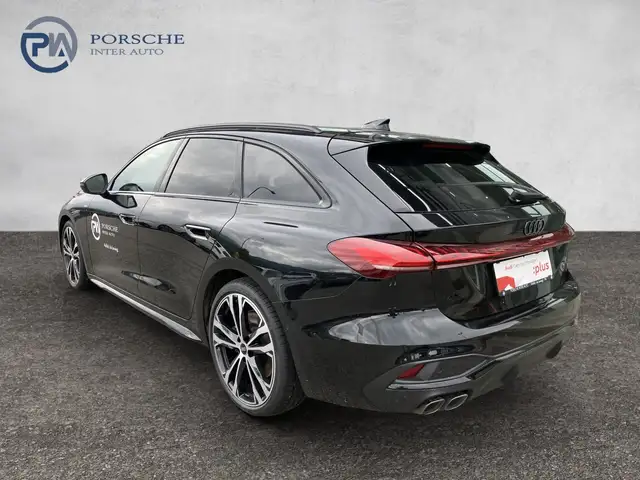Audi A5 view 4