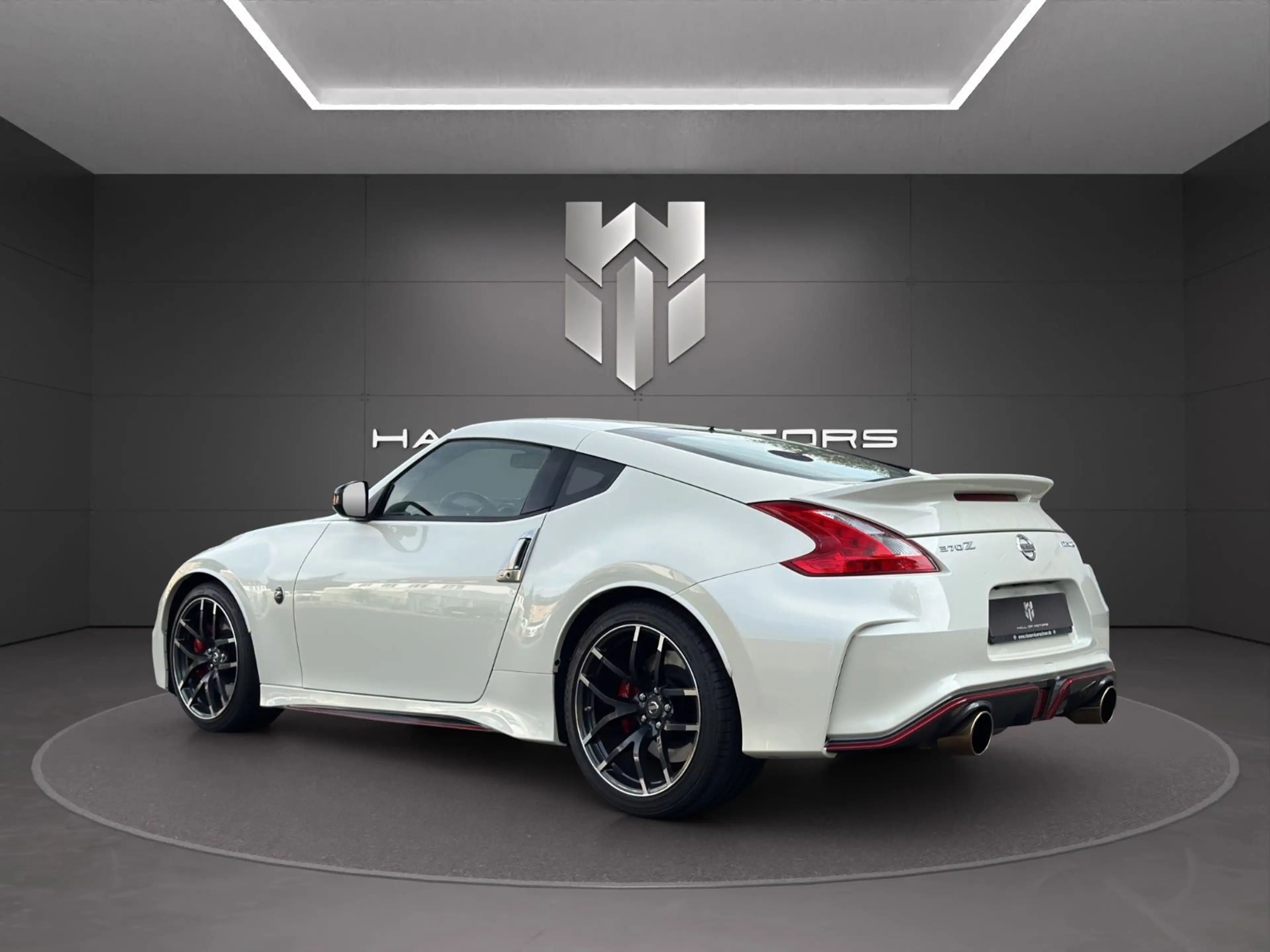 Nissan 370Z Nismo| Recaro| Kamera| Bose| Invidia V2| D-Fzg — photo 3