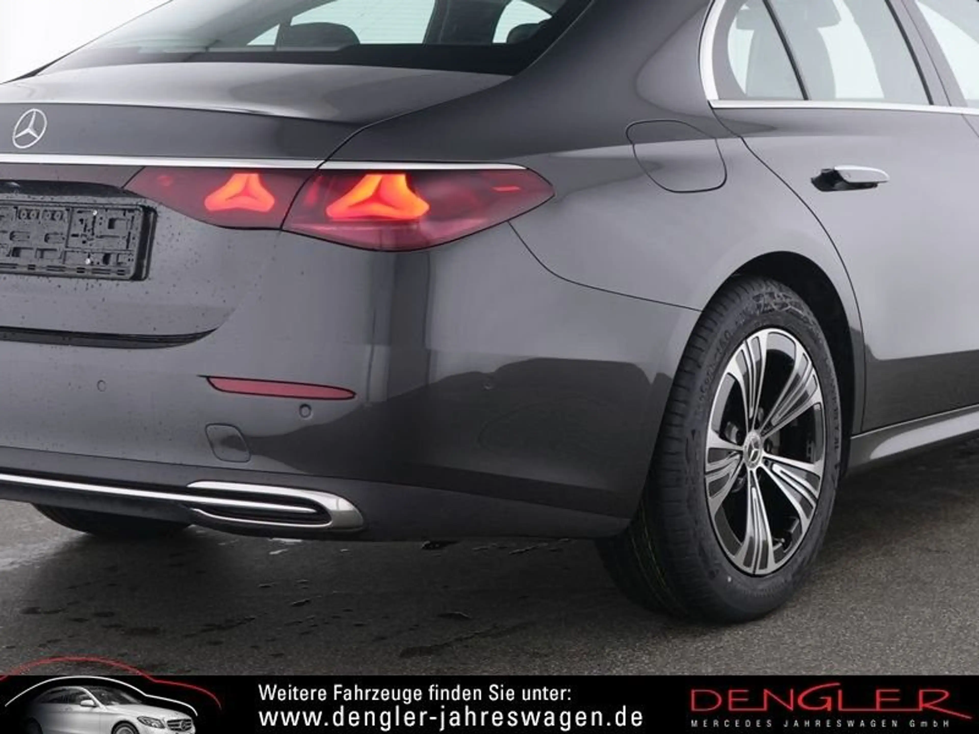 Mercedes-Benz E 200 DISTR*LED*AMBIENTE*KEYLESS Avantgarde Adv — photo 9