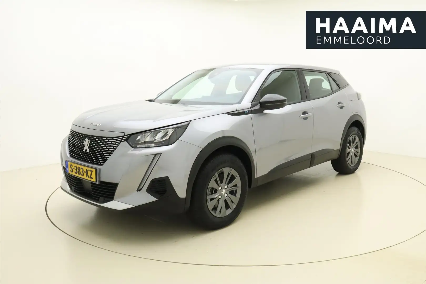 Peugeot e-2008 EV Active Pack 50 kWh | Navigatie | Stoelverwarmin Grijs - 1