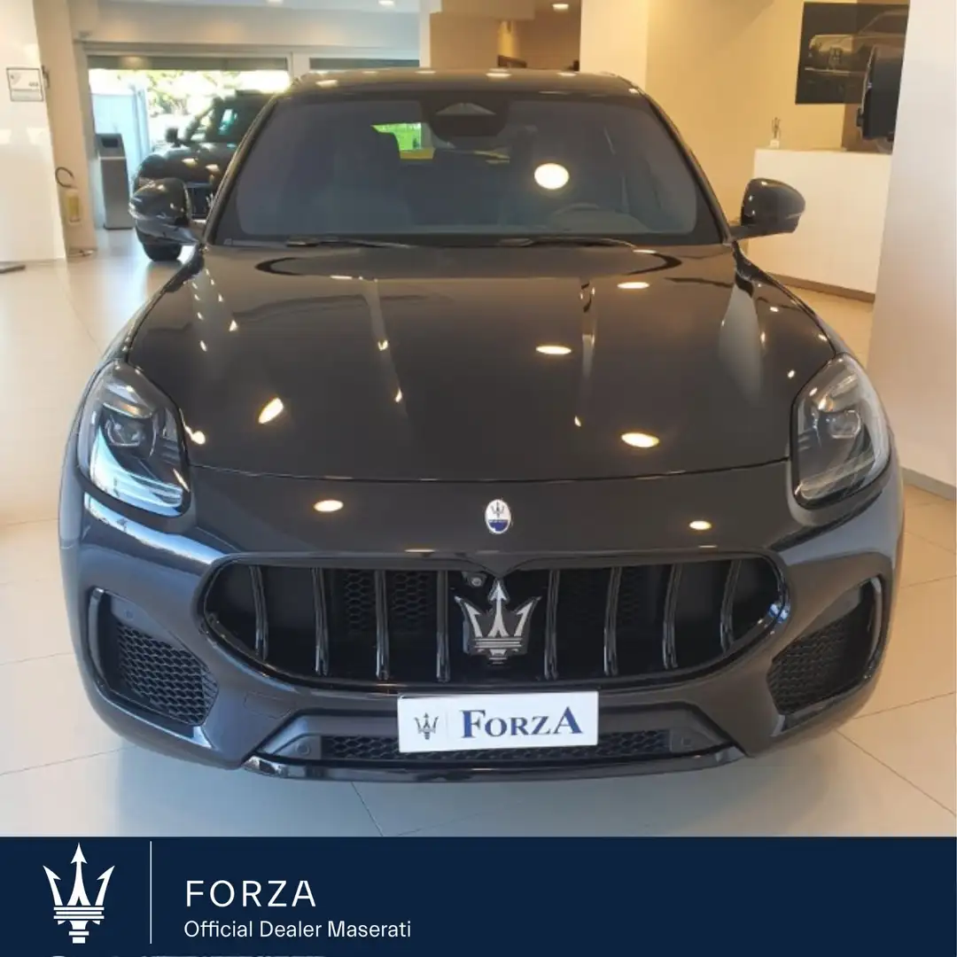 Maserati Grecale Grecale 2.0 mhev Modena 330cv auto Zwart - 1