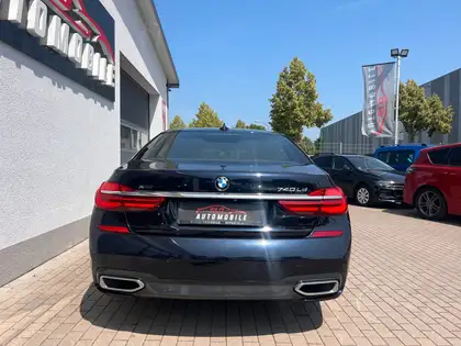 Annonce voiture d'occasion BMW 740 - CARADIZE