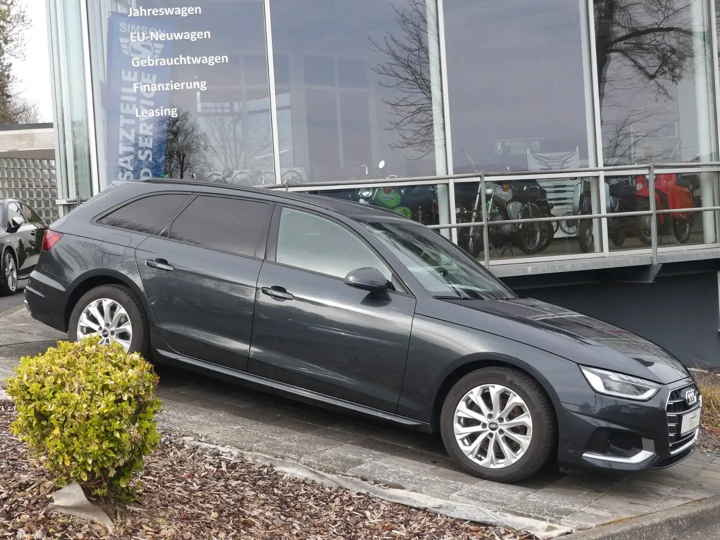 Audi A4 Avant 35 TDI advanced Navi AHK ACC LED Kamera Gris - 1