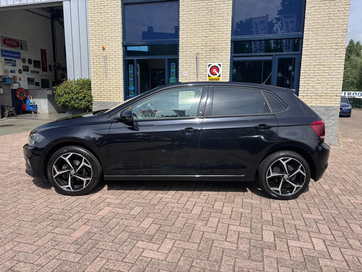 Volkswagen Polo 1.0 TSI Beats Zwart - 2