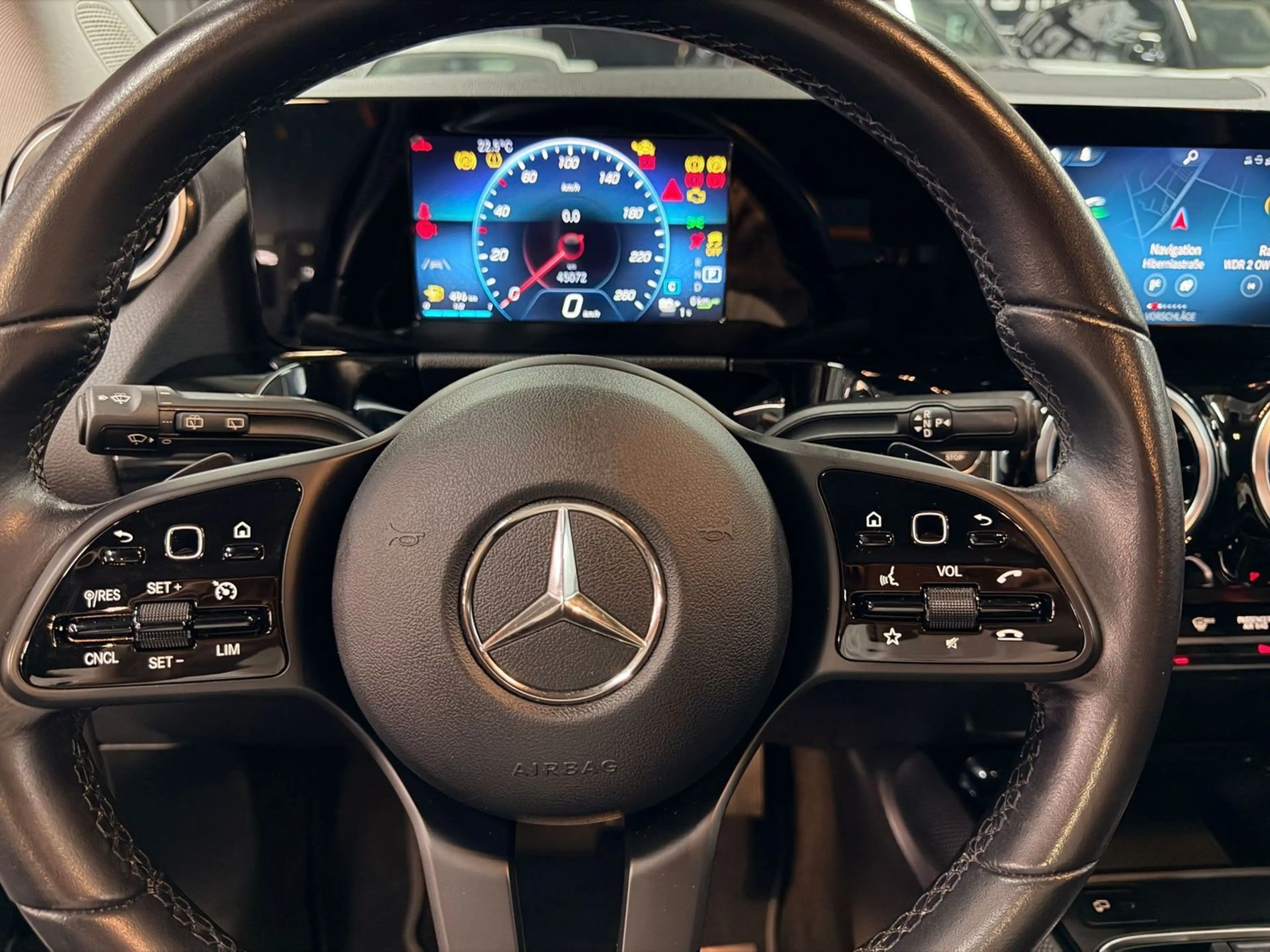 Mercedes-Benz B 250 e Style MBUX/NAVI/PARK-ASSIST/EASY-PACK — photo 15