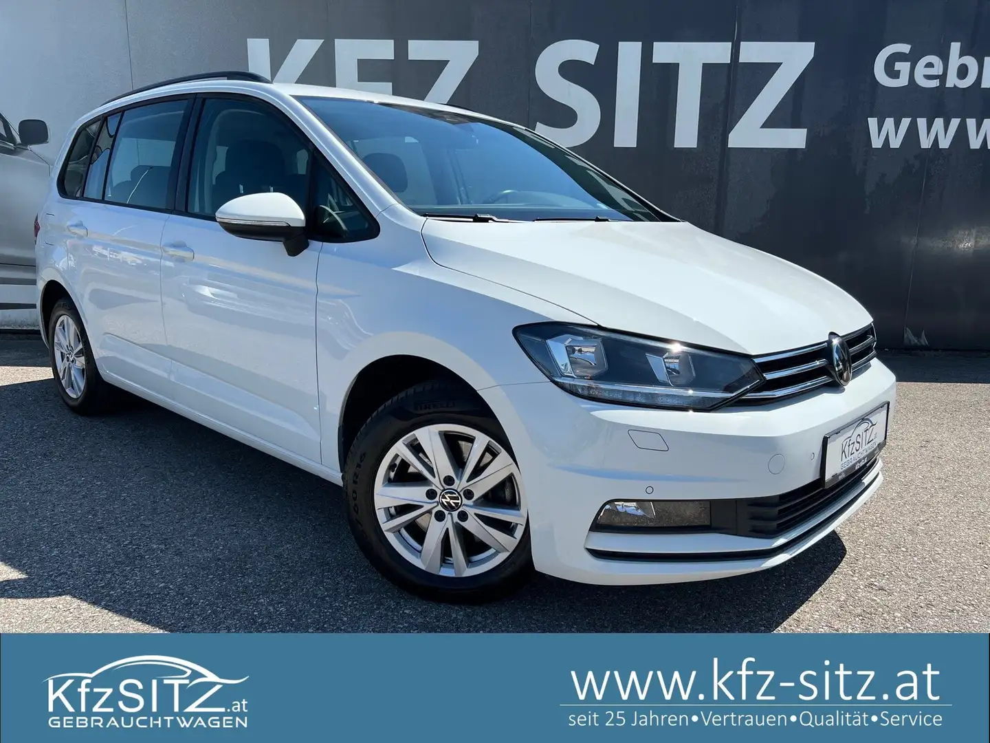 Volkswagen Touran Comfortline 2,0 TDI DSG | AHK Schwarz - 1