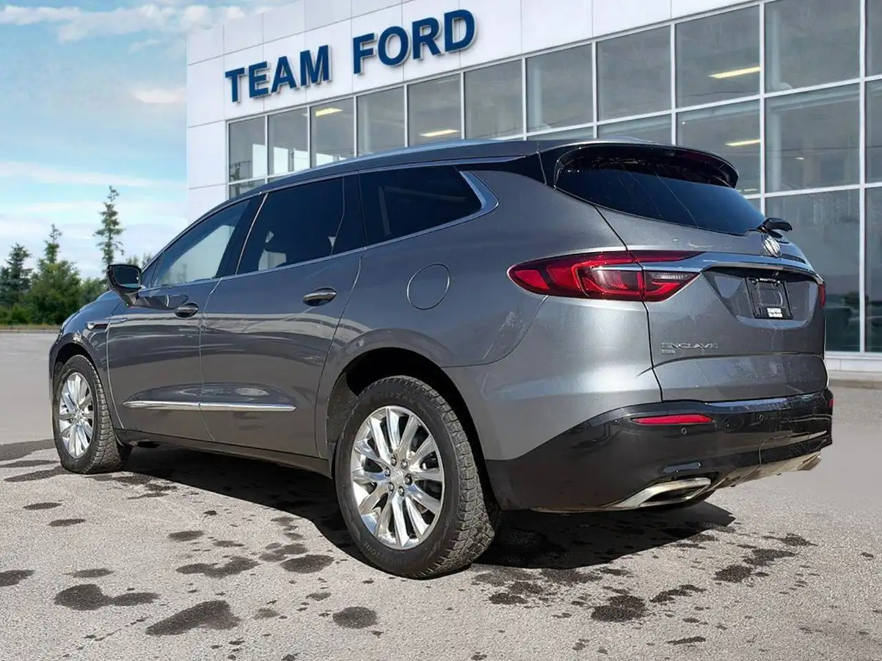 Buick Enclave снимка Buick Enclave