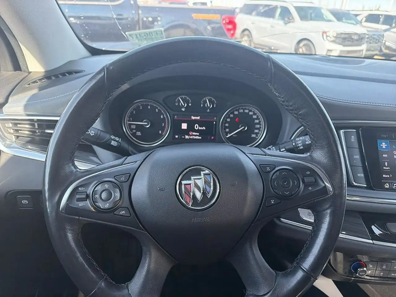 Buick Enclave снимка Buick Enclave
