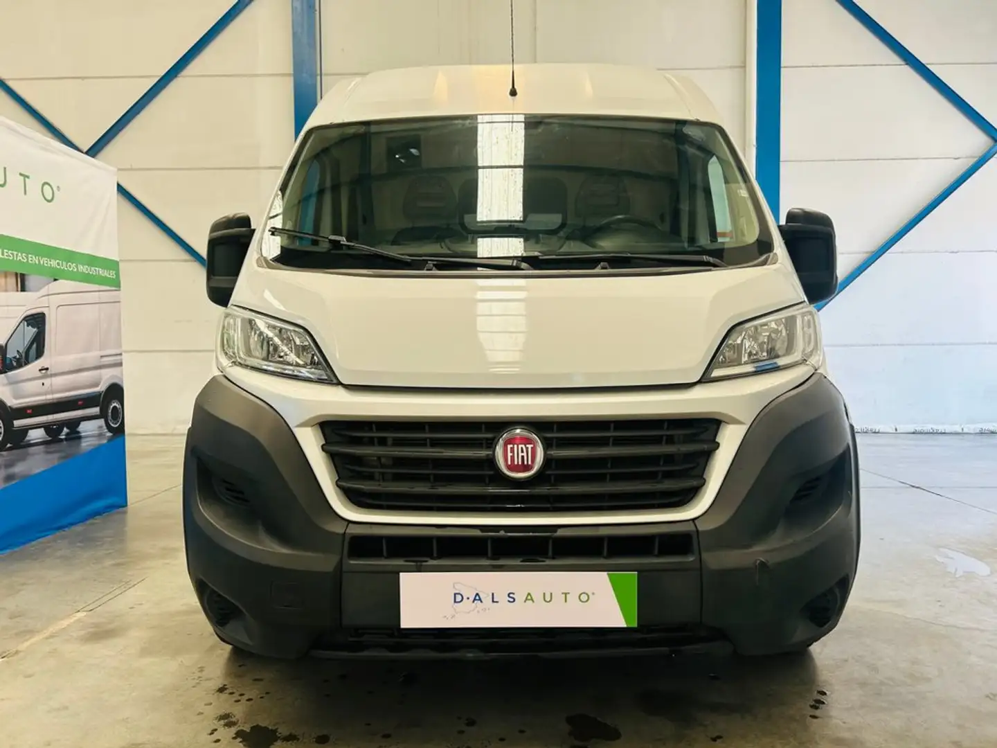 Fiat Ducato 33 Medio Techo Alto 2.0 Mjet 85kW (115CV Blanco - 2