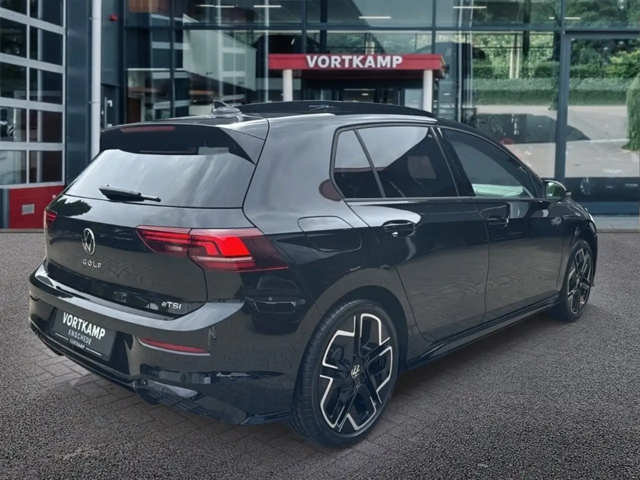 Volkswagen Golf 1.5 eTSI R-LINE PANO-DAK/CAMERA/NAVI/CARPLAY/ACC/S, миниатюра 5