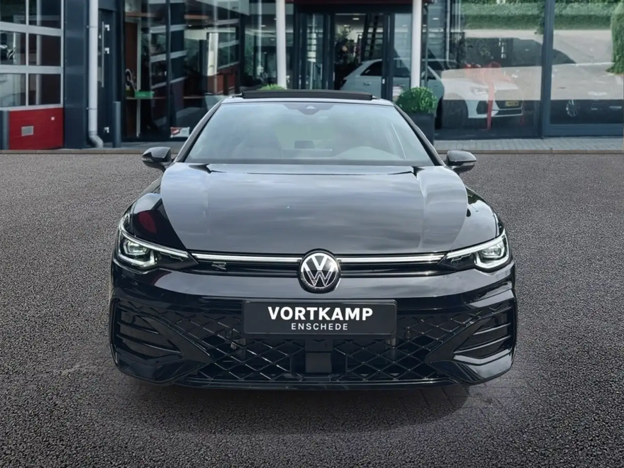 Volkswagen Golf 1.5 eTSI R-LINE PANO-DAK/CAMERA/NAVI/CARPLAY/ACC/S, миниатюра 2
