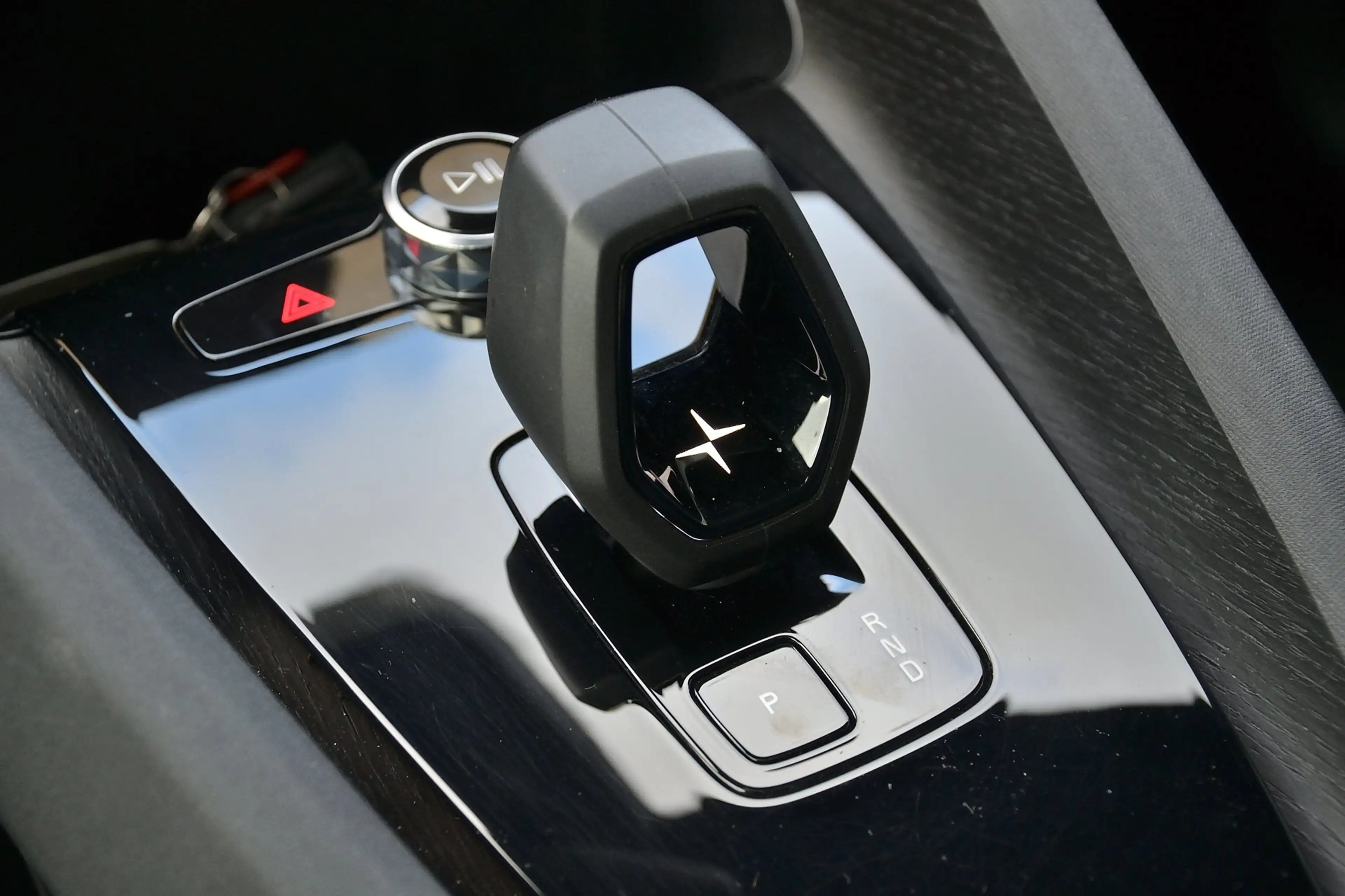 Polestar 2 Long Range Single Motor 78 kWh | Panoramadak | War — photo 17