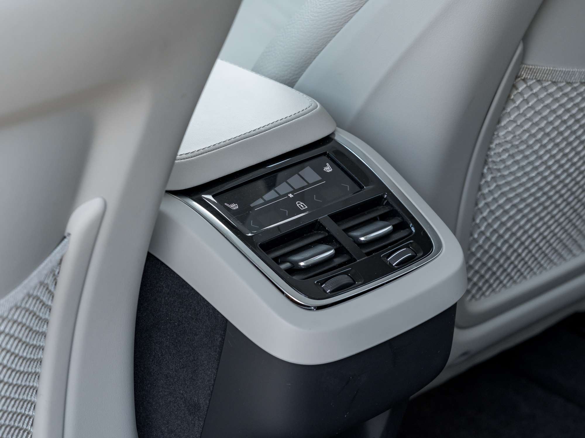 2024 Volvo XC90 B6 AWD PLUS 7-Seater |OFF LEASE |ONE OWNER |CPO thumb 23