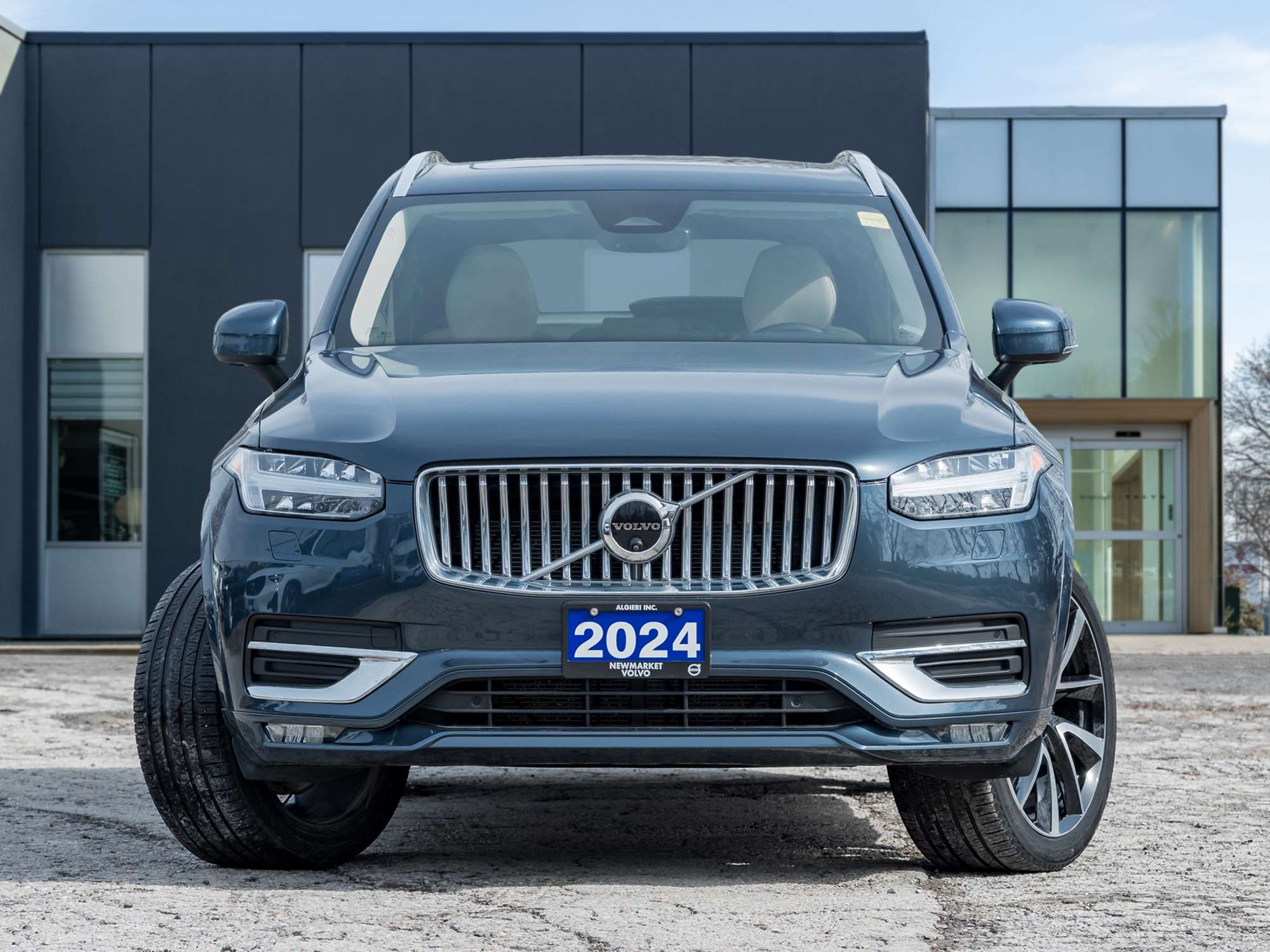 2024 Volvo XC90 B6 AWD PLUS 7-Seater |OFF LEASE |ONE OWNER |CPO alt 2
