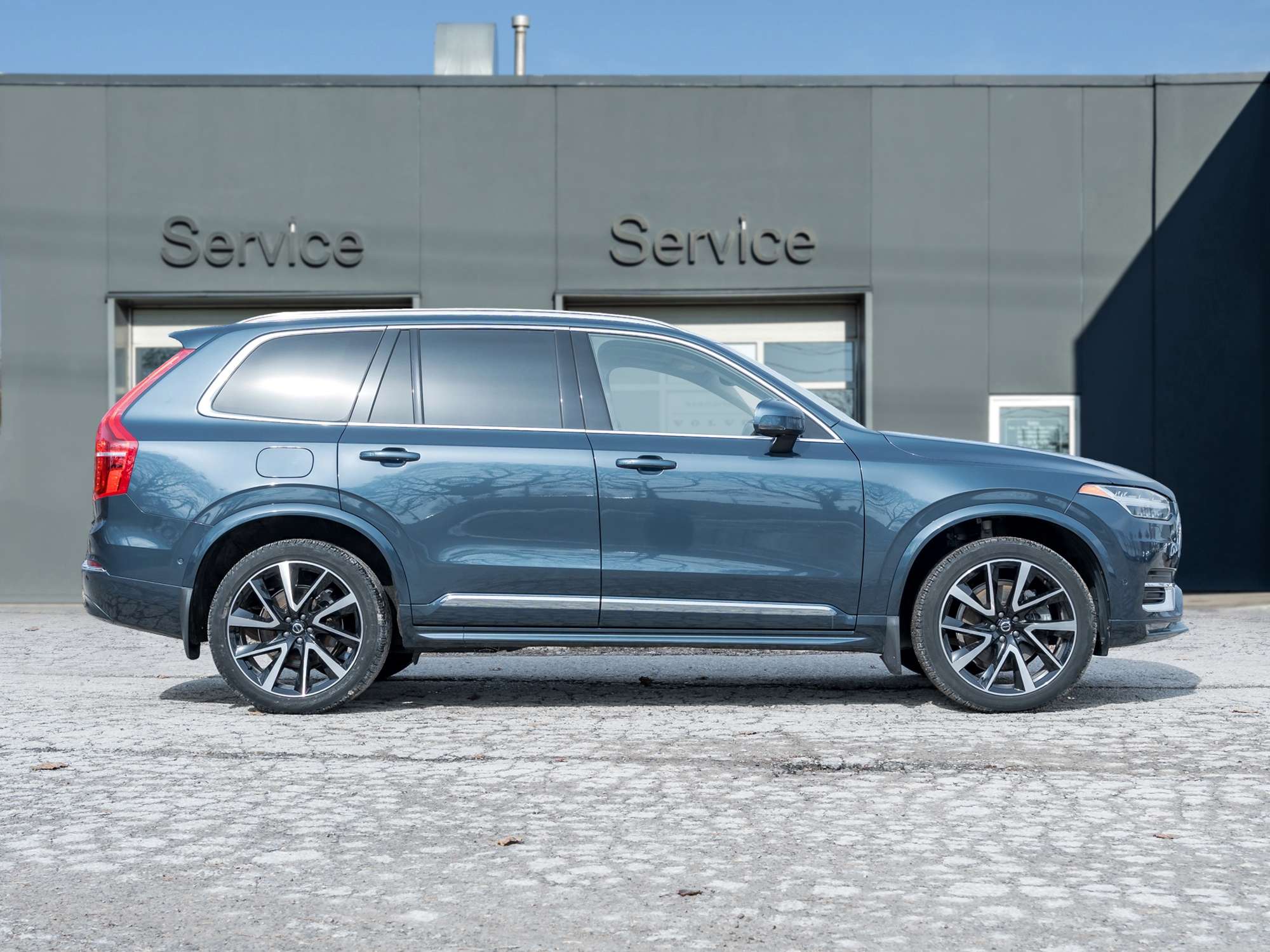 2024 Volvo XC90 B6 AWD PLUS 7-Seater |OFF LEASE |ONE OWNER |CPO alt 5