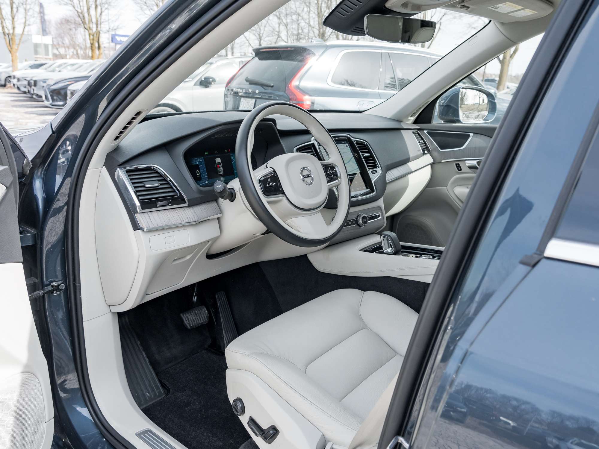 2024 Volvo XC90 B6 AWD PLUS 7-Seater |OFF LEASE |ONE OWNER |CPO thumb 7
