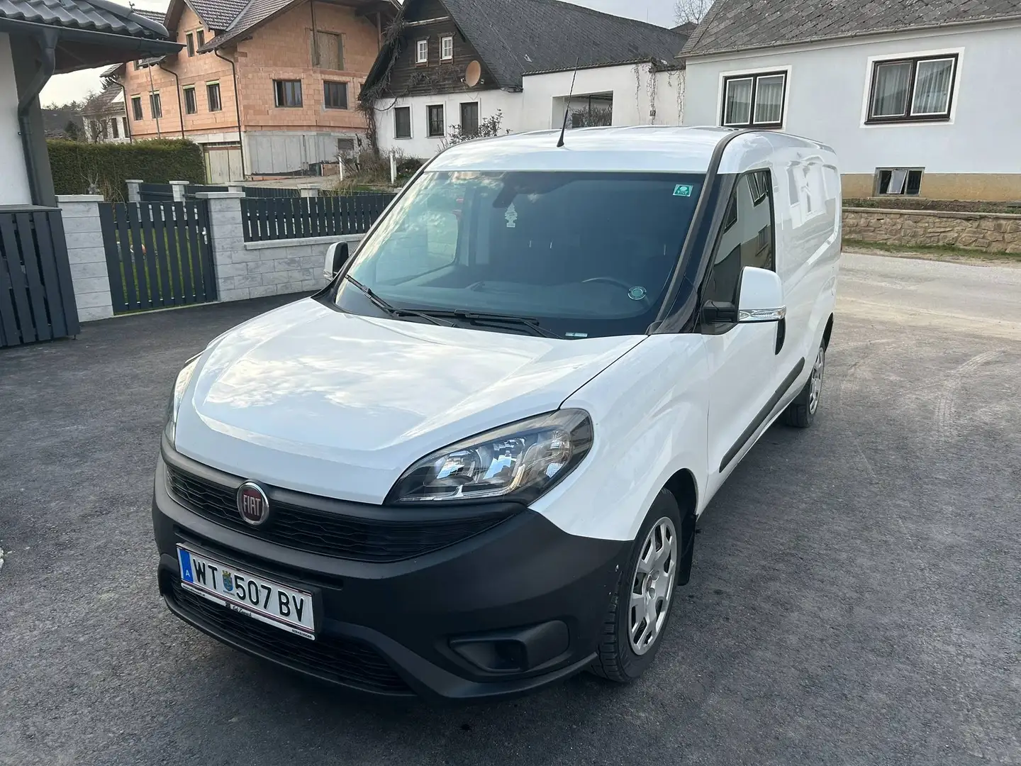 Fiat Doblo Doblo L1H1 1,6 MultiJet 120 Executive Executive Weiß - 1