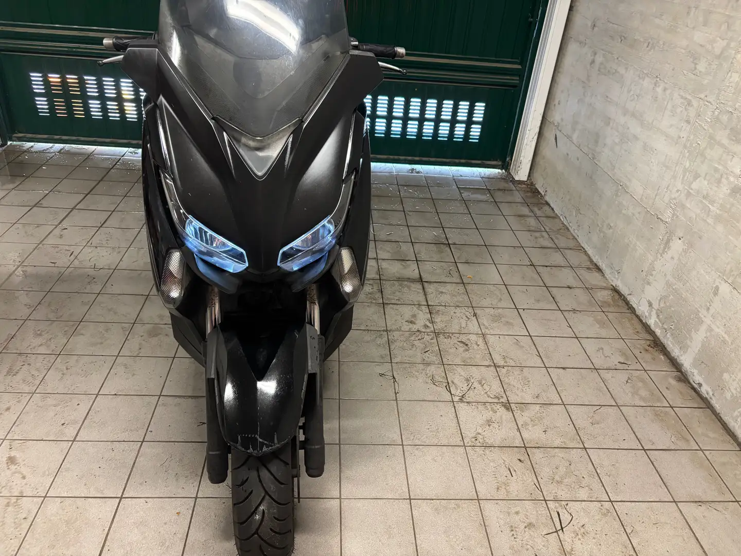 Yamaha X-Max 250 - 1