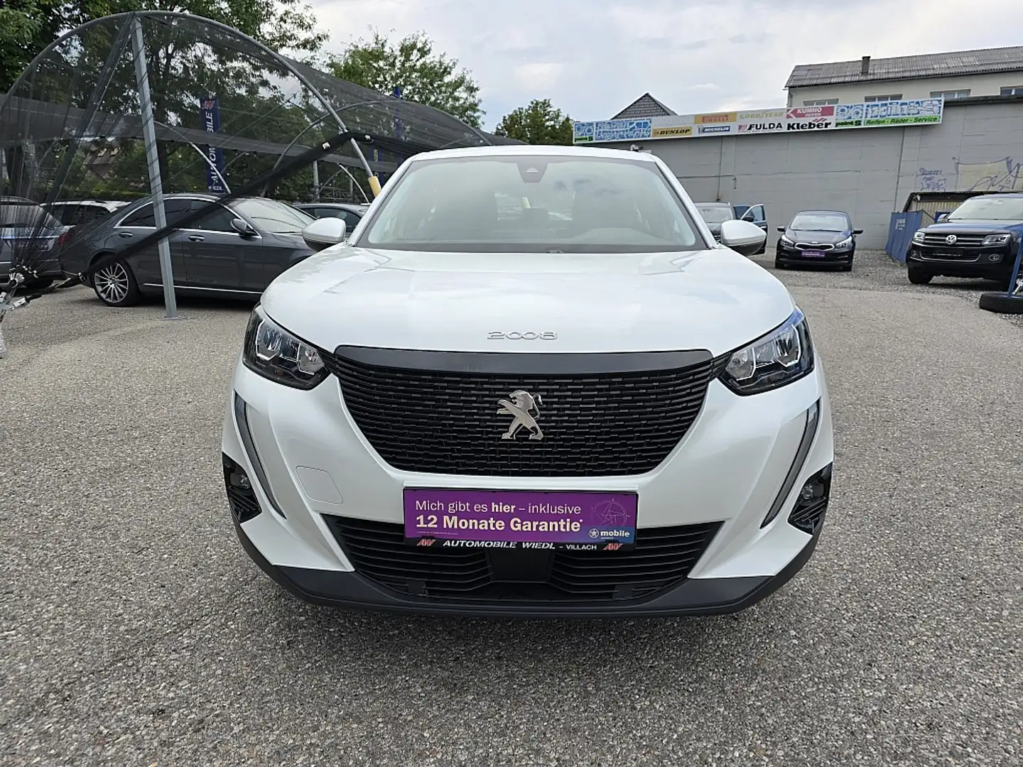 Peugeot 2008 PureTech 100 S&S Active Pack 6-Gang-Manuell Weiß - 2