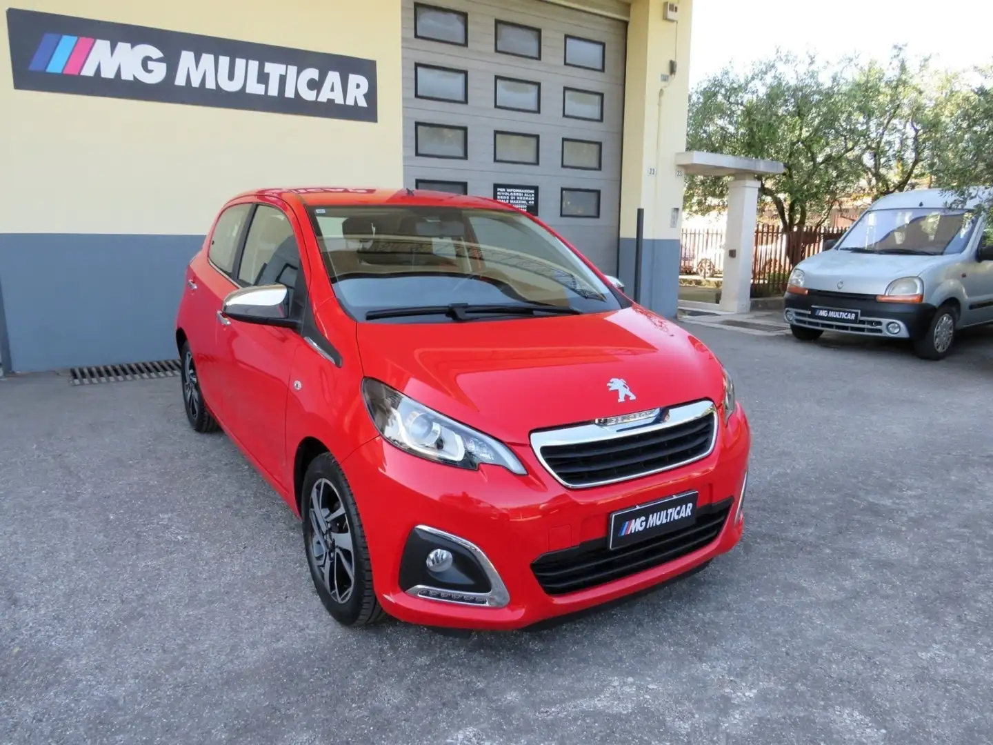 Toyota Aygo Peugeot 108 1.0 cambio automatico. solo 10.200km! Rood - 1