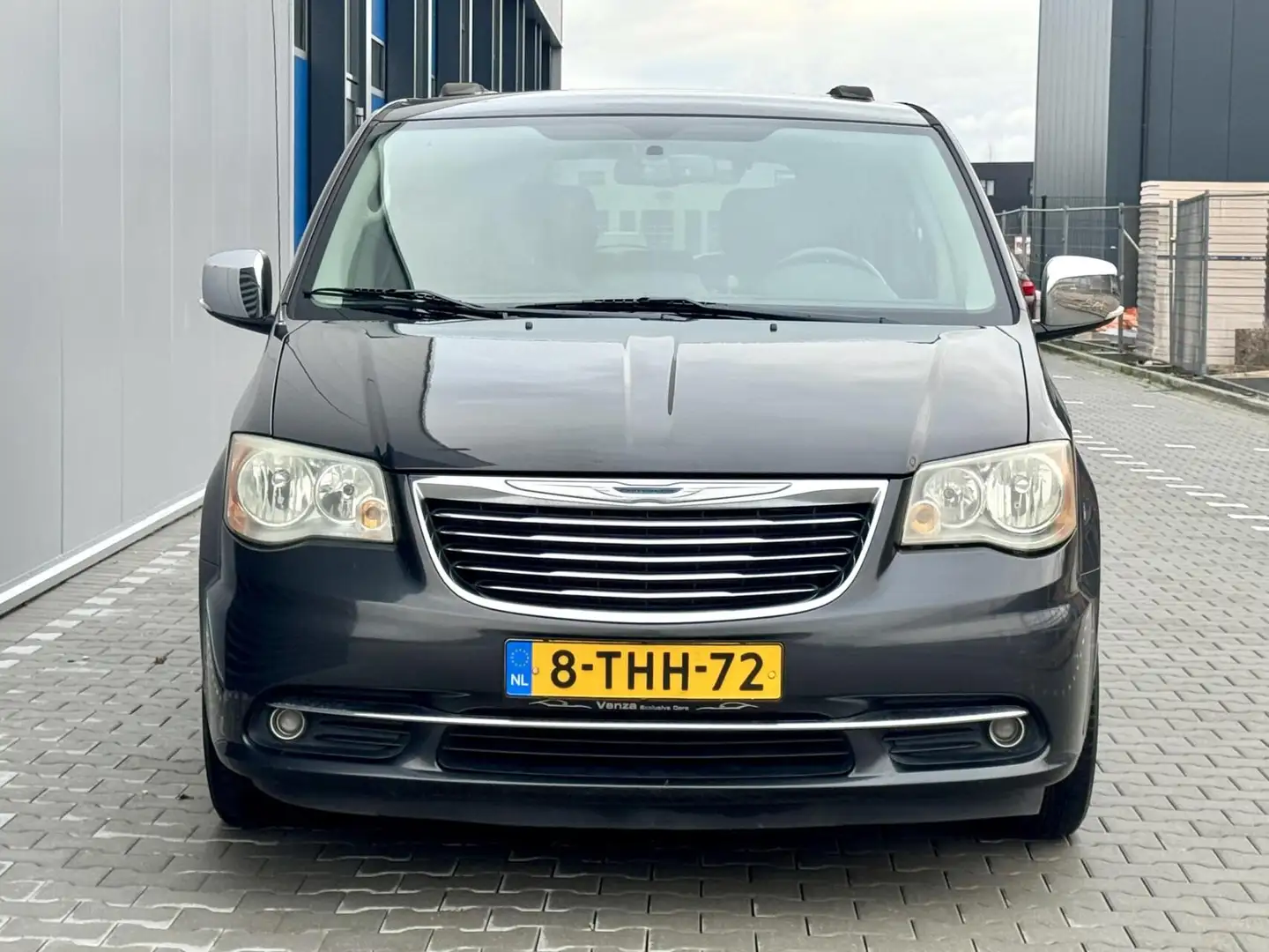 Chrysler Grand Voyager 3.8 V6 Limited Edition Gri - 2