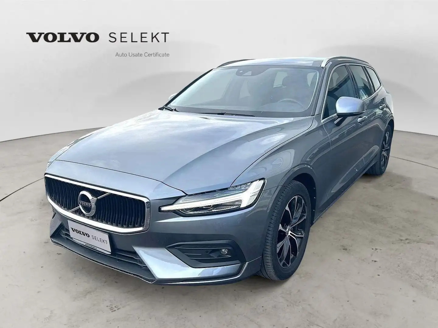 Volvo V60 D3 150 CV Automatica NAVI LED Momentum Business P Grigio - 1