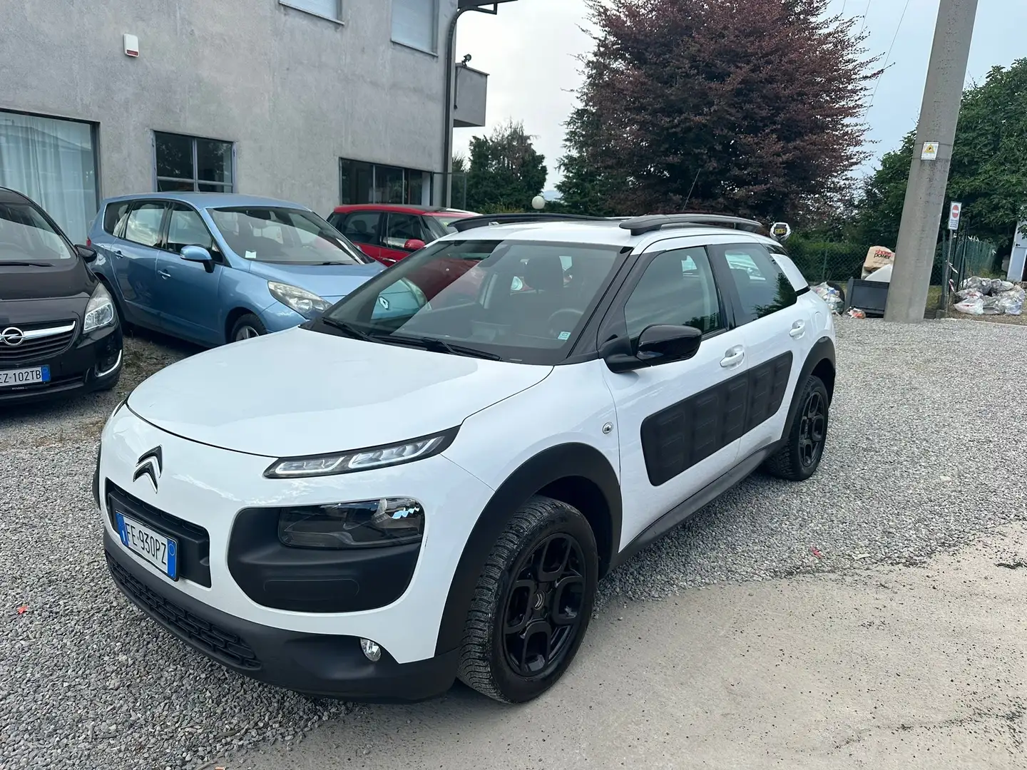 Citroen C4 Cactus C4 Cactus PureTech 82 SeS ETG Shine (60 kw) Bianco - 1