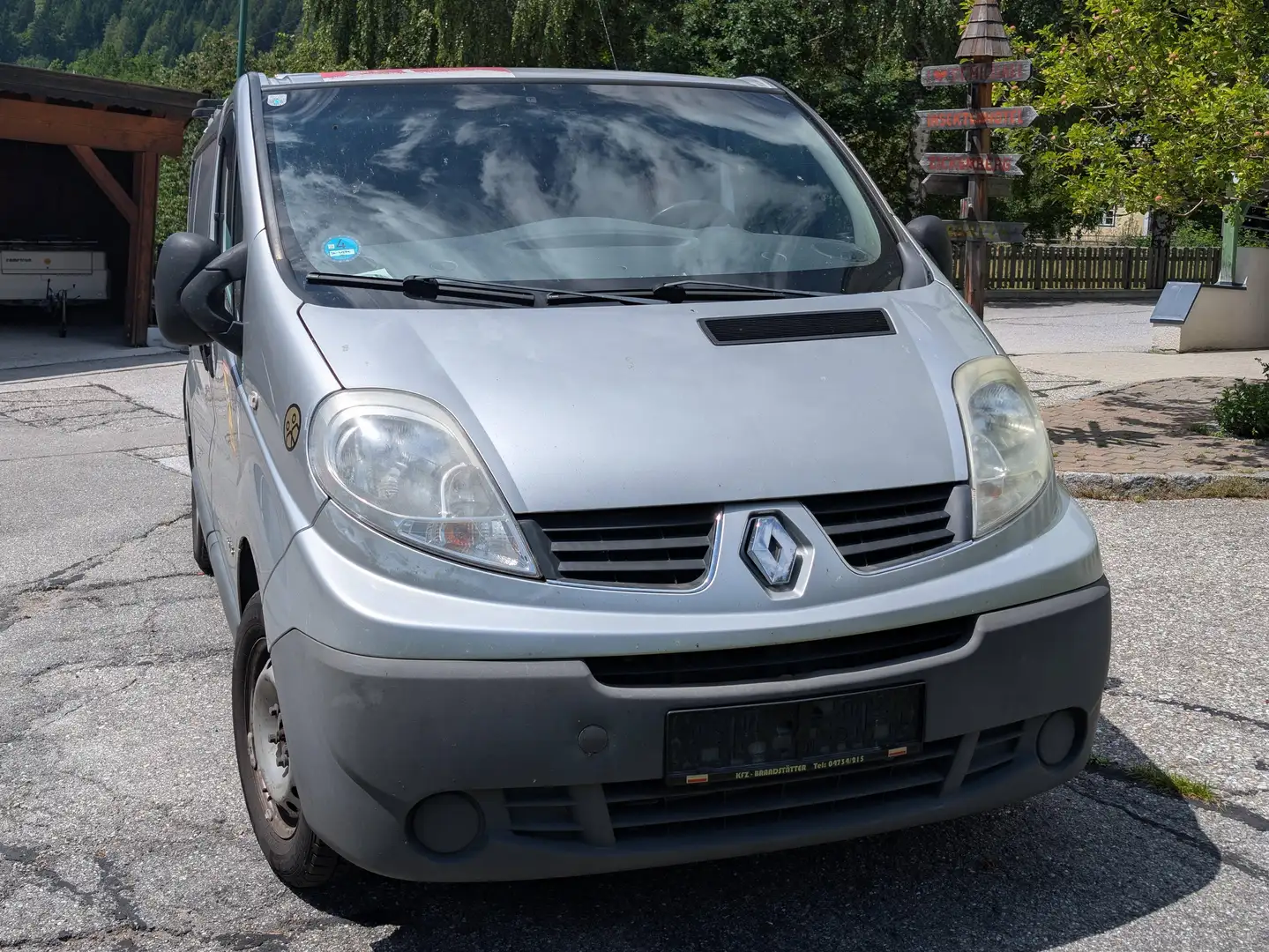 Renault Trafic Trafic 2 . L1H1 2,0 dCi DPF Grau - 2