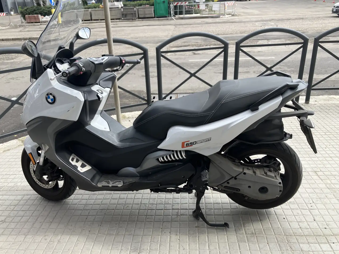 BMW C 650 Blanc - 1