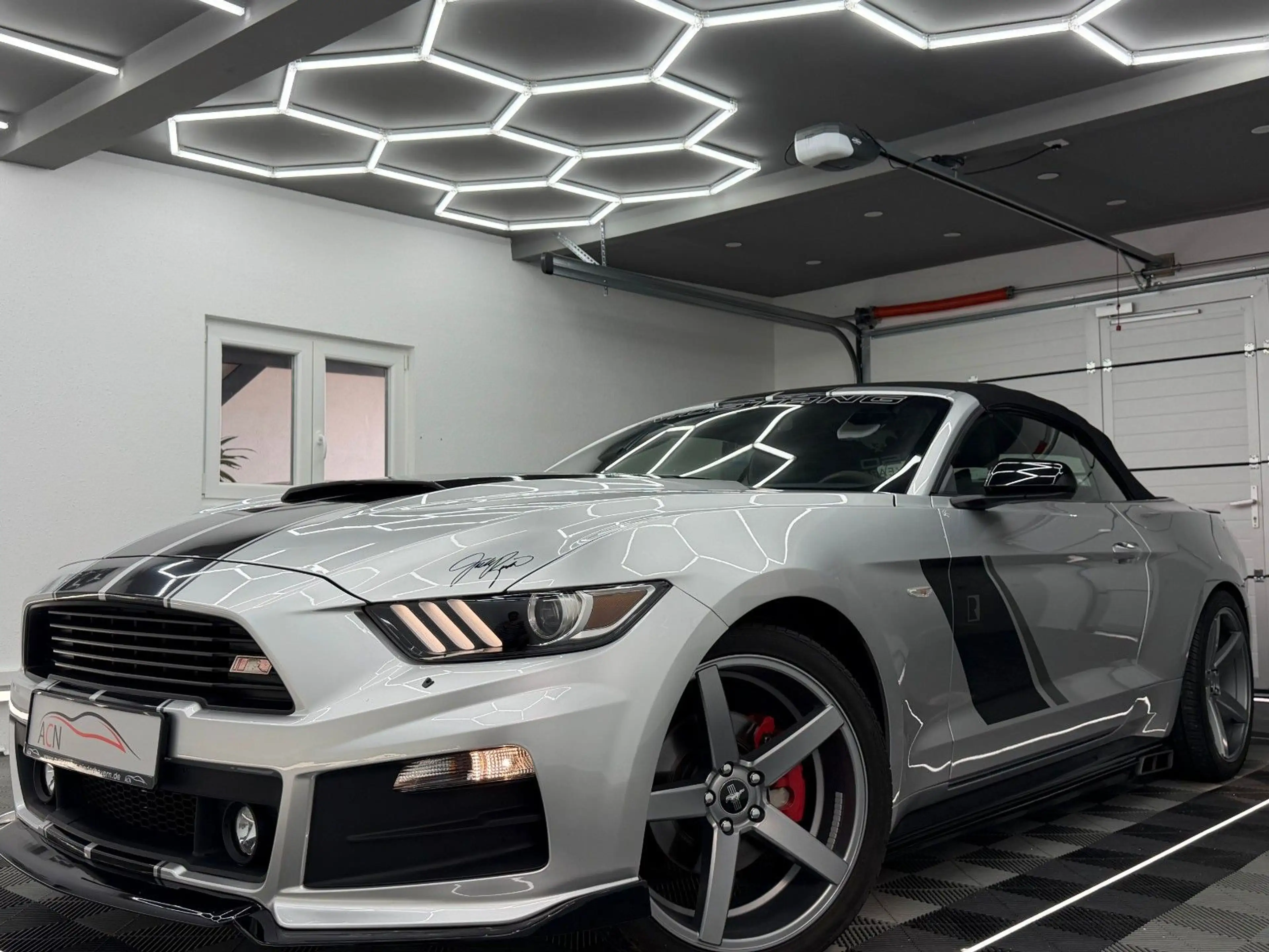 Ford Mustang Cabrio 3.7 V6 Aut/SIDEPIPE/IDIVIDUAL/20* — photo 7