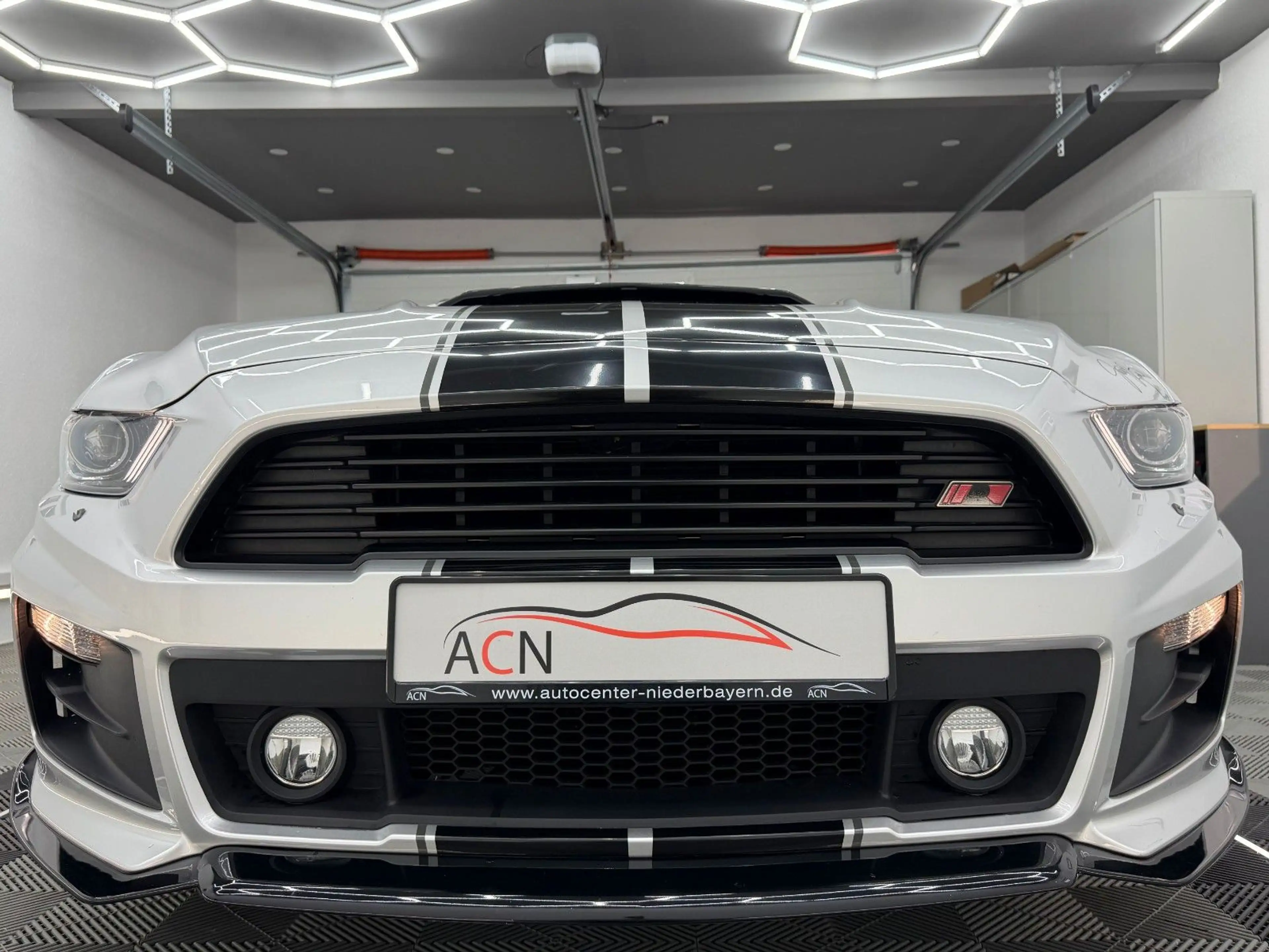 Ford Mustang Cabrio 3.7 V6 Aut/SIDEPIPE/IDIVIDUAL/20* — photo 10