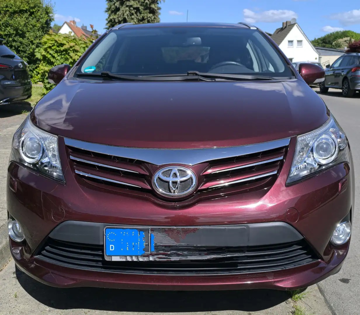 Toyota Avensis Combi 1.8 Edition (2014) Rot - 2