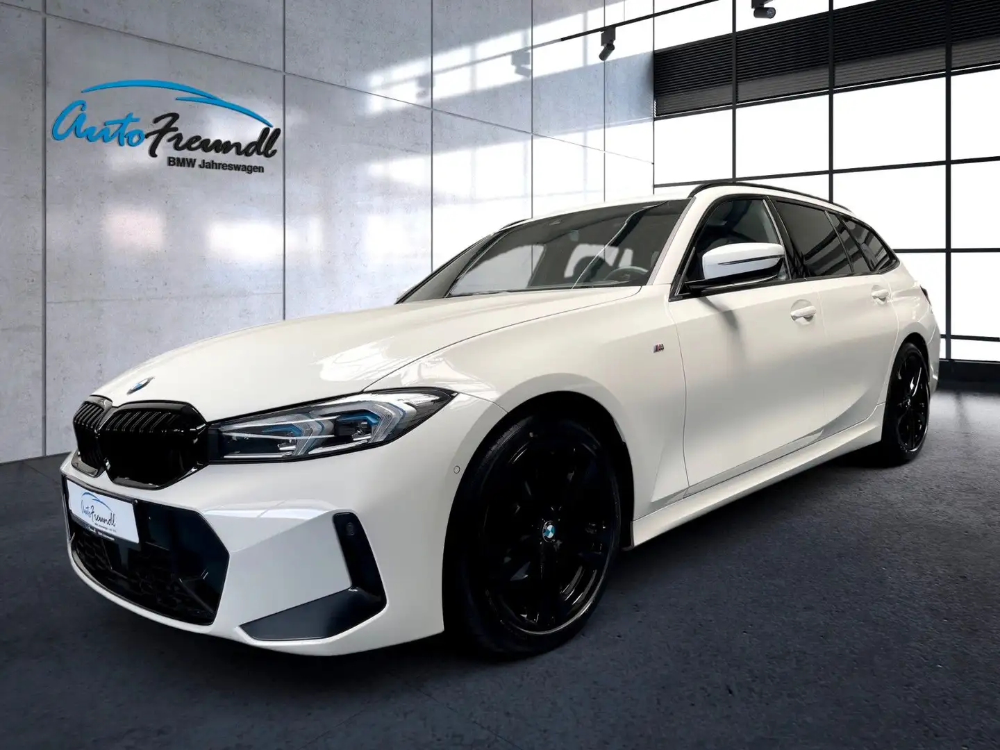 BMW 320 d M Sport *19 Zoll*Pano*el. Sitze*Ad.FW* Wit - 1
