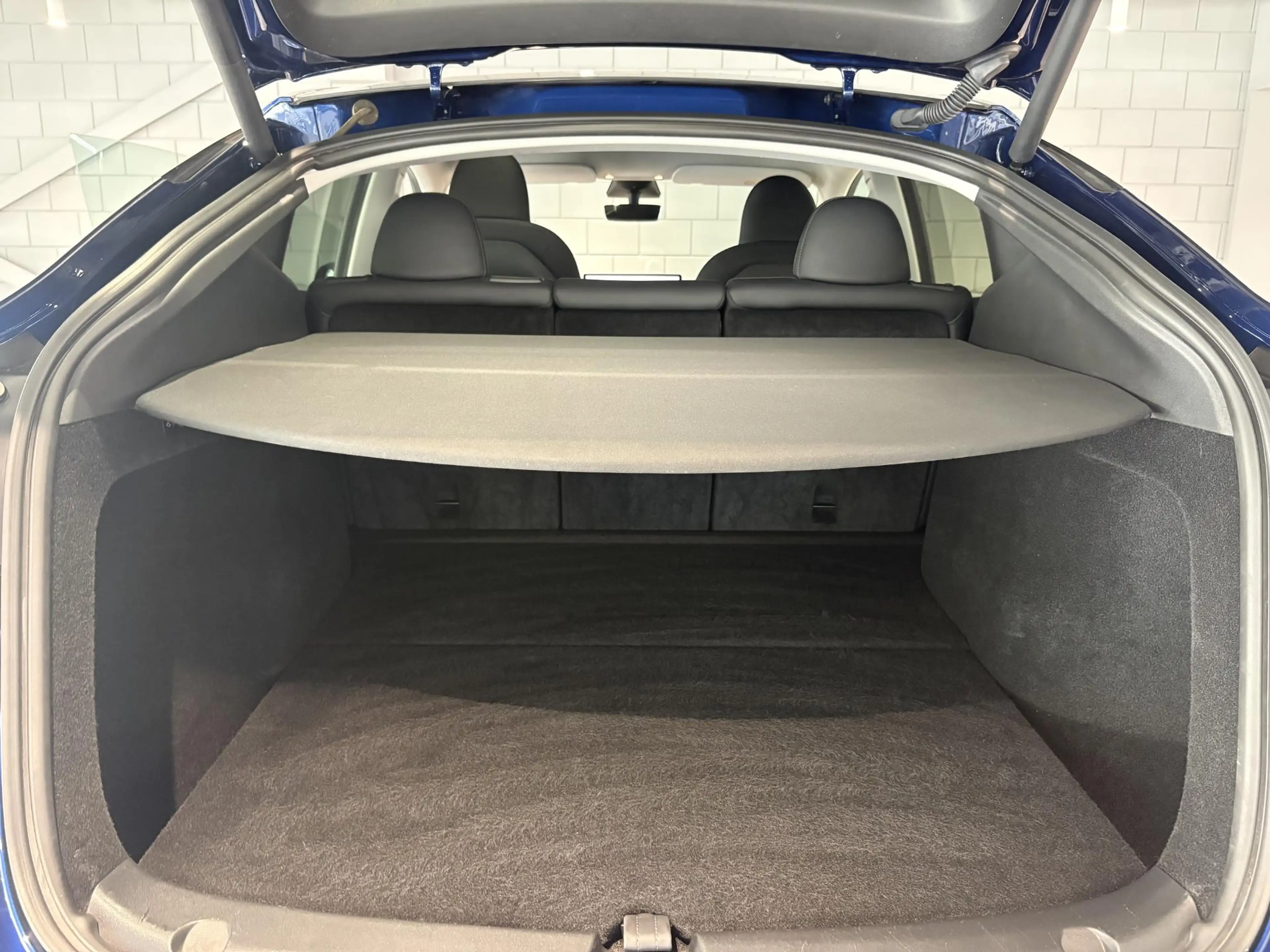 Tesla Model Y Long Range AWD 75 kWh — photo 5