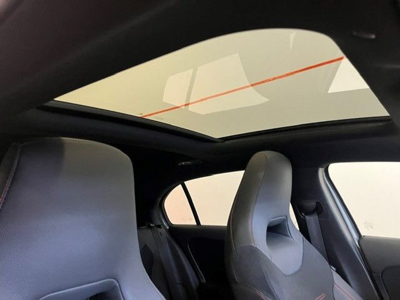 Mercedes-Benz A 250 e AMG-Line Panorama Distronic Keyless Go — photo 7