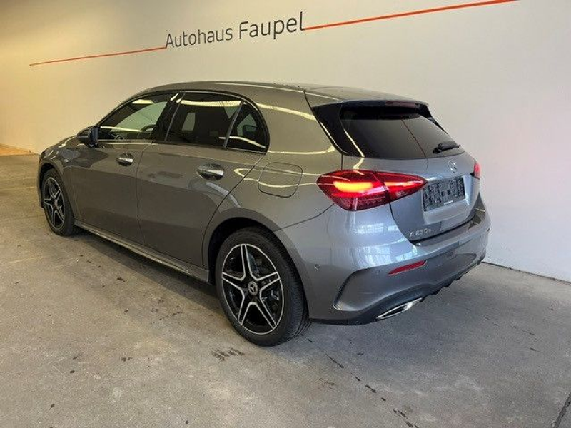 Mercedes-Benz A 250 e AMG-Line Panorama Distronic Keyless Go — photo 4