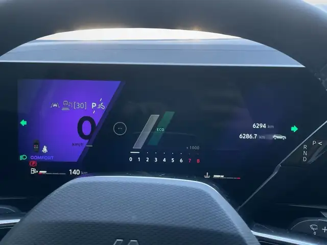 Renault Austral view 11