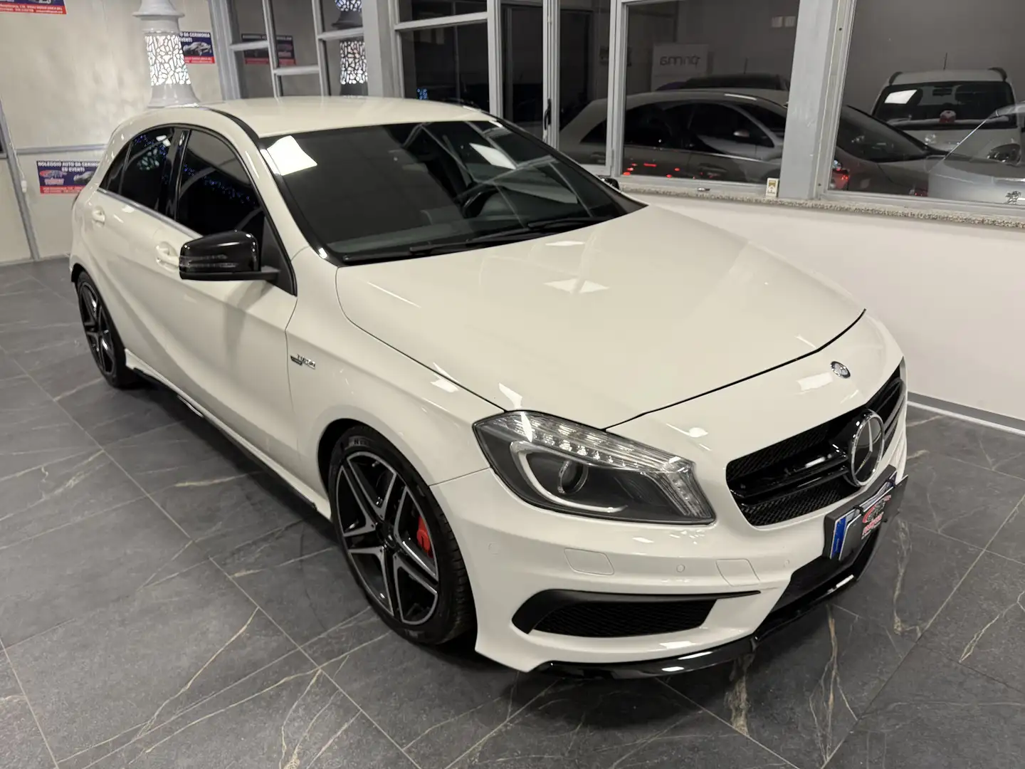 Mercedes-Benz A 45 AMG 4matic 360cv auto E6 - 2