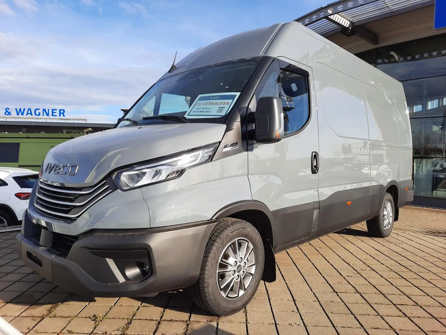Iveco Daily TOP Ausstattung € 40.500,- NETTO L3H2 12m³ Grau - 1