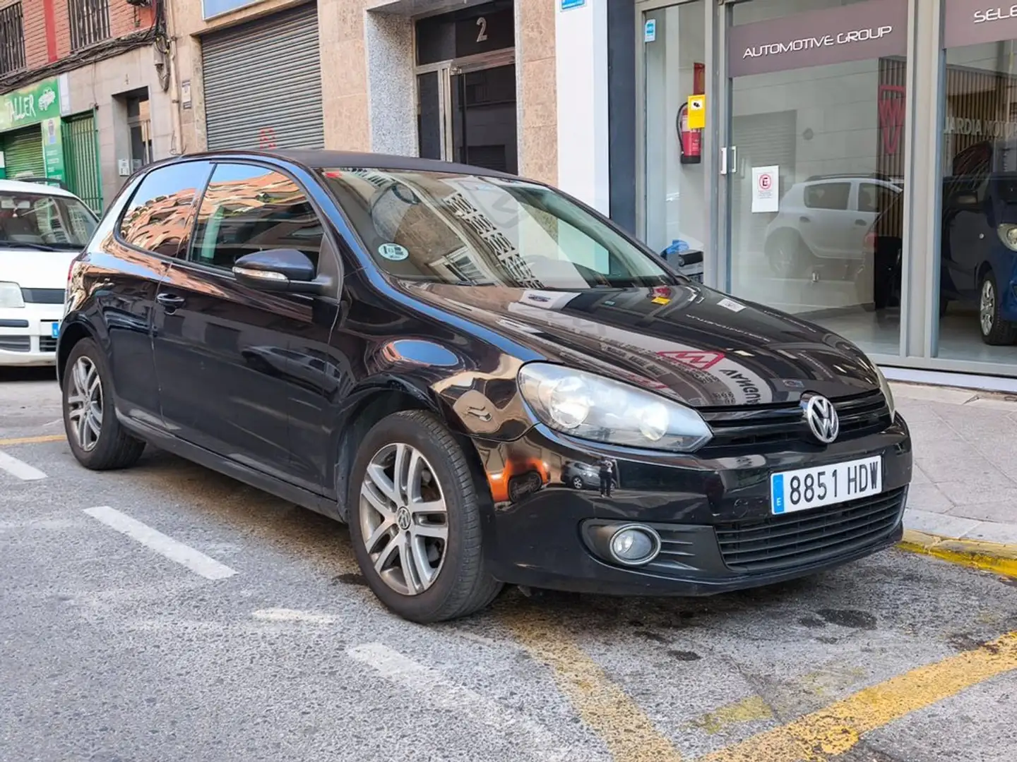 Volkswagen Golf 1.6 TDI 105 DSG Advance BMotion Tech Negro - 1