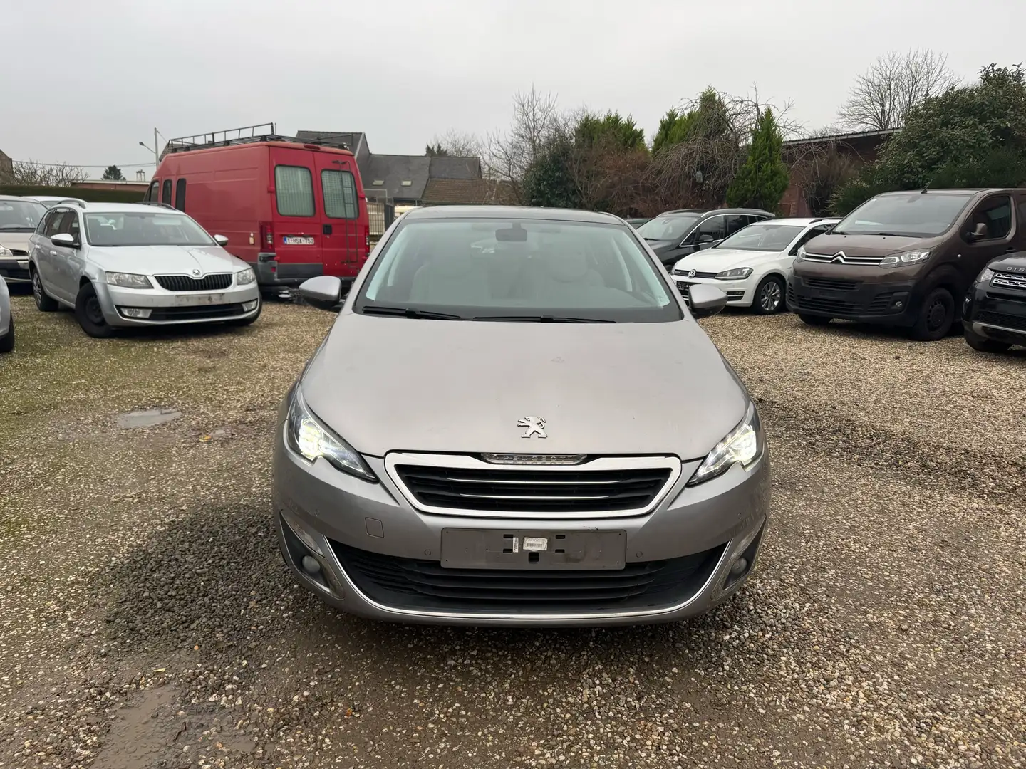 Peugeot 308 1.6 THP Allure problème joint de culasse Grijs - 1