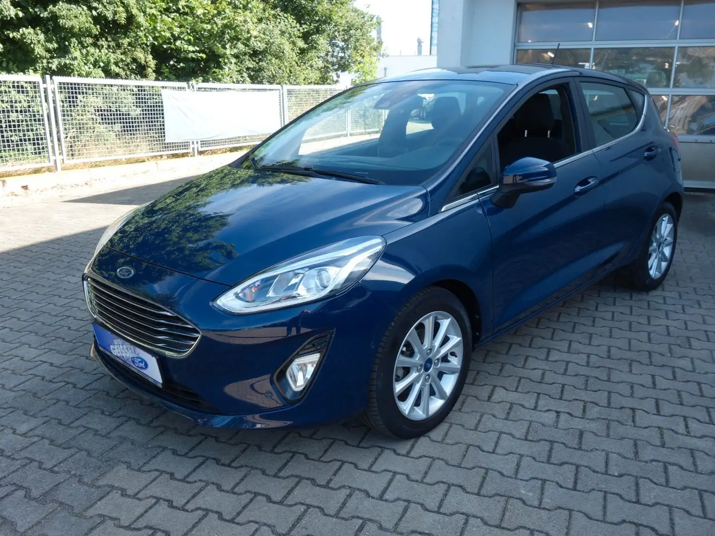 Ford Fiesta TitaniumNavi.PDC.Kamera.KeeFrey.Klimaauto Azul - 2