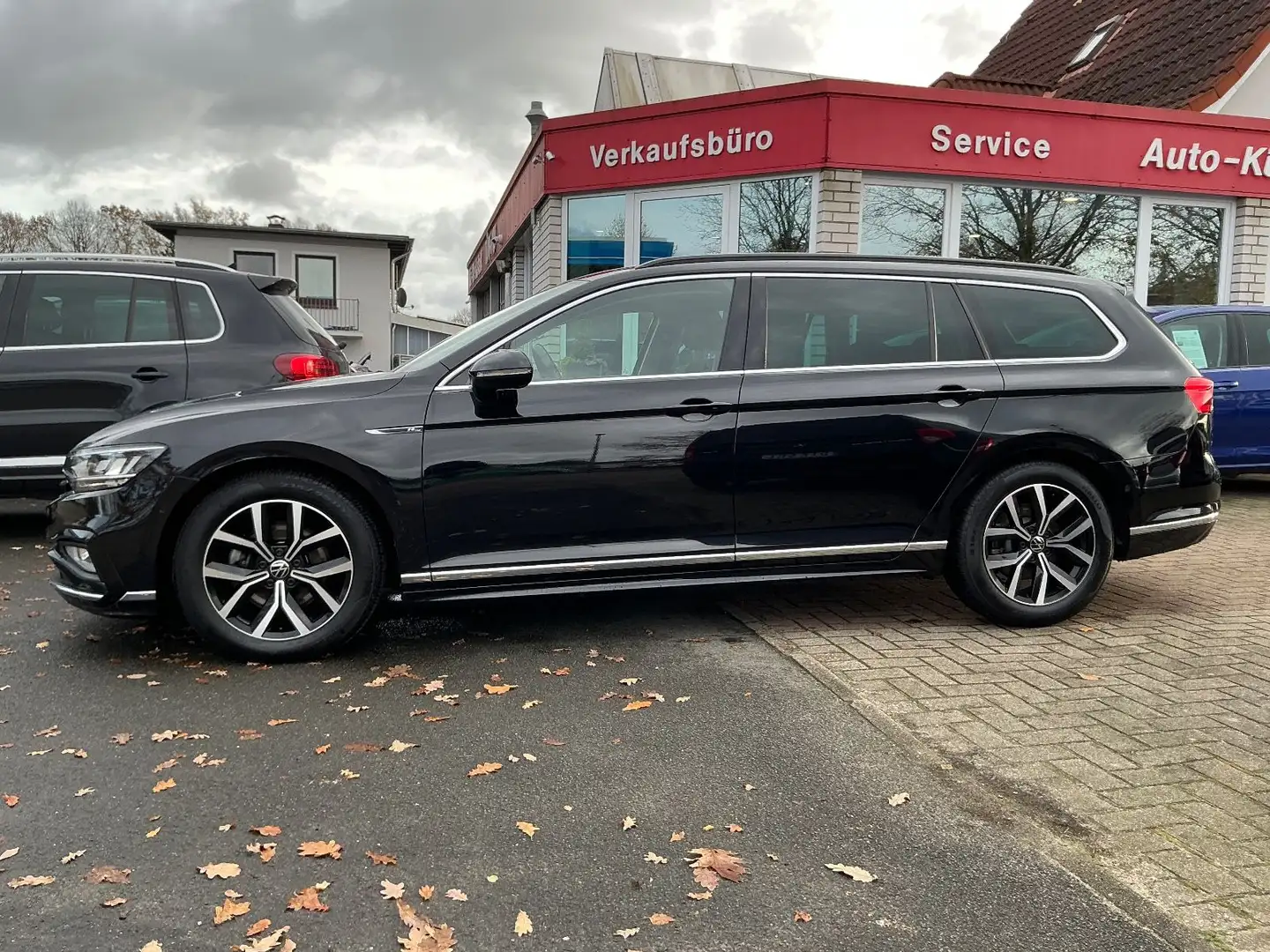 Volkswagen Passat Variant R-Line 2.0 TDI SHZ CarPlay AHK Noir - 2