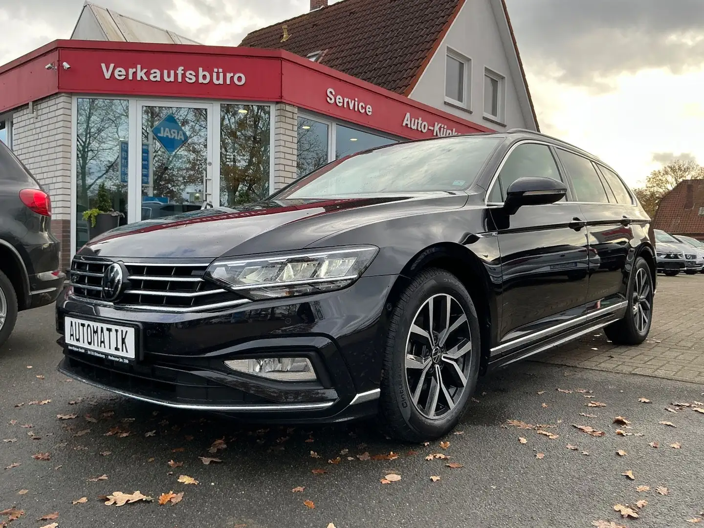 Volkswagen Passat Variant R-Line 2.0 TDI SHZ CarPlay AHK Noir - 1